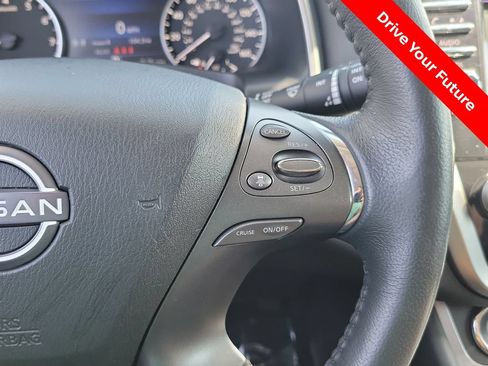 Certified 2023 Nissan Murano SV w/ SV Midnight Edition Package FWD image 8