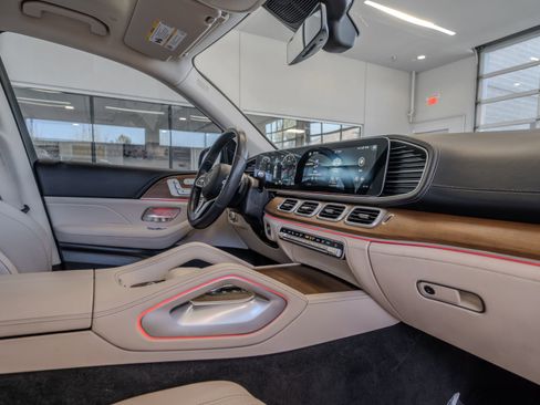 Used 2022 Mercedes-Benz GLE 450 4MATIC image 17