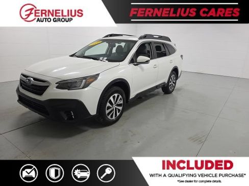 Used 2020 Subaru Outback Premium AWD/4WD image 3