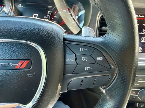 Used 2017 Dodge Charger R/T w/ Blacktop Package RWD image 24