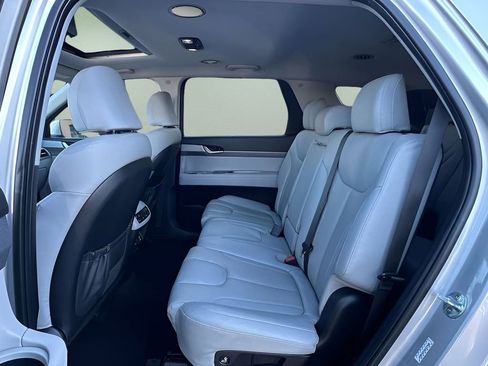 Used 2022 Hyundai Palisade SEL w/ 8P Bench Seat Package image 15