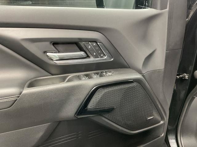 Used 2025 Chevrolet Silverado EV LT w/ LT Premium Package AWD/4WD image 13