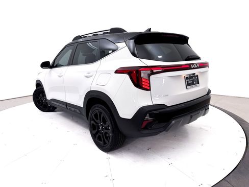 Certified 2024 Kia Seltos X-Line AWD/4WD image 2