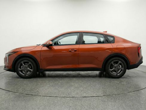 Used 2025 Kia K4 FWD image 5