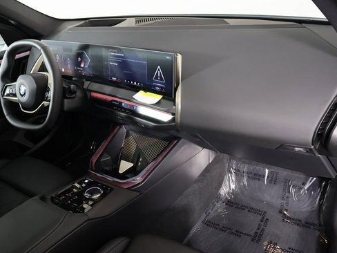 Used 2025 BMW X3 xDrive30i w/ Premium Package image 9