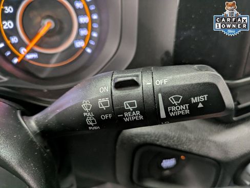 Used 2024 Jeep Wrangler Willys image 21