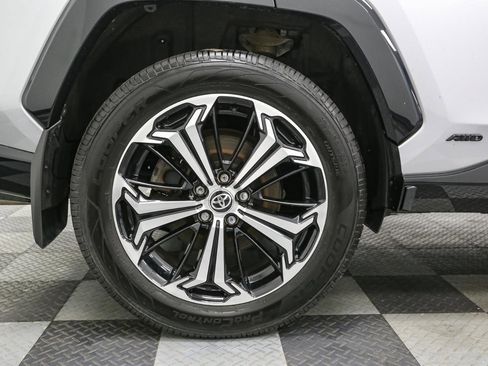 Used 2023 Toyota RAV4 XSE w/ Weather Package AWD/4WD image 18