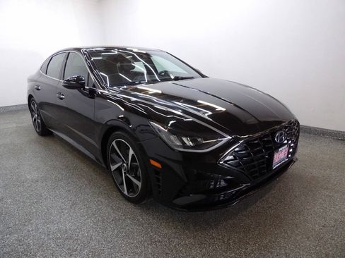 Used 2021 Hyundai Sonata SEL Plus w/ Tech Package FWD image 3