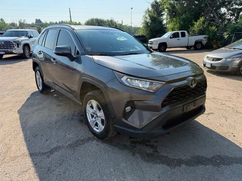 Used 2020 Toyota RAV4 XLE w/ Convenience Package AWD/4WD image 8