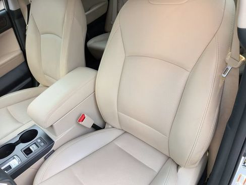 Used 2017 Subaru Outback 2.5i Limited AWD/4WD image 14
