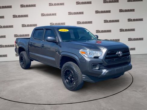Used 2017 Toyota Tacoma SR w/ Tow Package AWD/4WD image 7