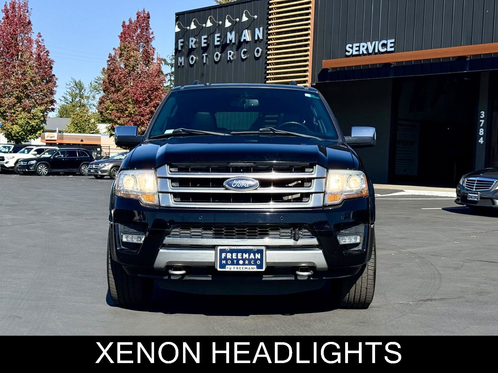 Used 2017 Ford Expedition Max Platinum AWD/4WD image 3