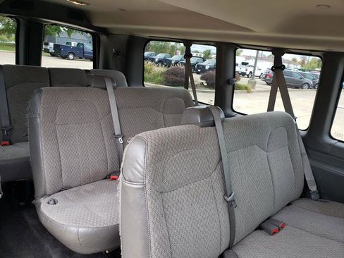 Used 2016 Chevrolet Express 2500 LS image 13