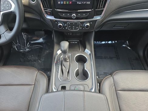 Used 2023 Chevrolet Traverse High Country AWD/4WD image 22