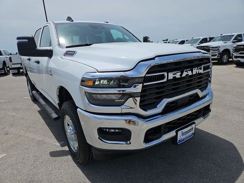 New 2026 RAM 2500 Tradesman AWD/4WD image 11