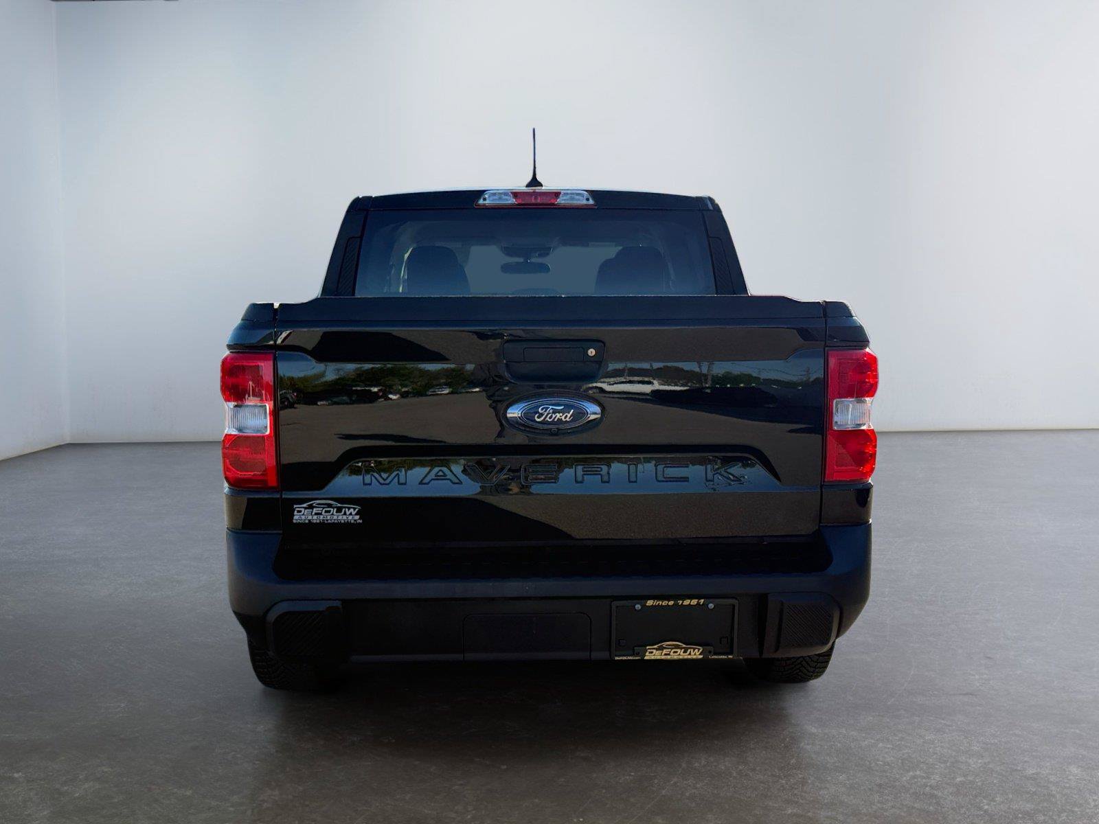 Used 2022 Ford Maverick XL FWD image 4