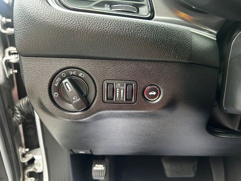 Used 2021 Dodge Challenger R/T image 14