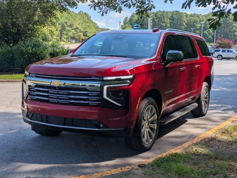 New 2026 Chevrolet Suburban Premier AWD/4WD image 5