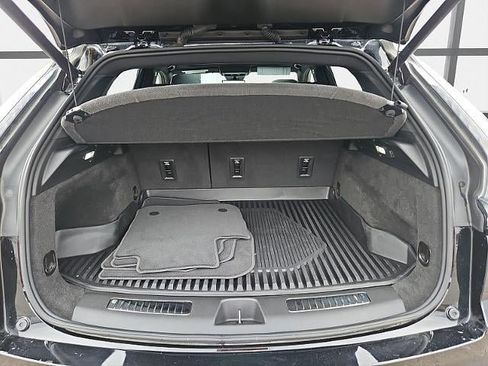 New 2025 Cadillac XT4 Sport w/ LPO, Onyx Lite Package image 20