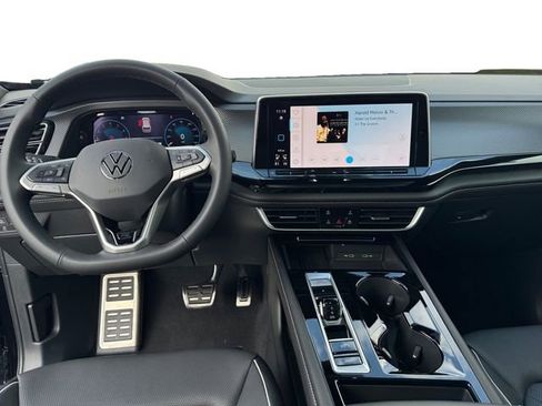 New 2026 Volkswagen Atlas Cross Sport SEL Premium R-Line image 16