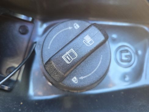 Used 2023 Kia Seltos S w/ Navigation Package AWD/4WD image 29