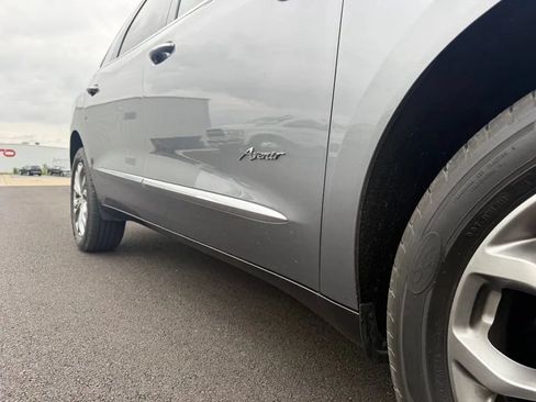 Used 2019 Buick Enclave Avenir w/ Trailering Package, 5000 lbs. AWD/4WD image 11