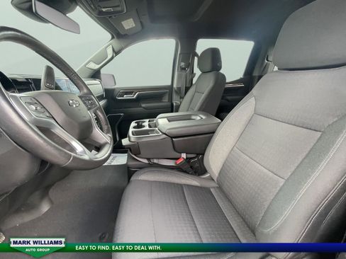 Used 2022 Chevrolet Silverado 1500 RST image 13