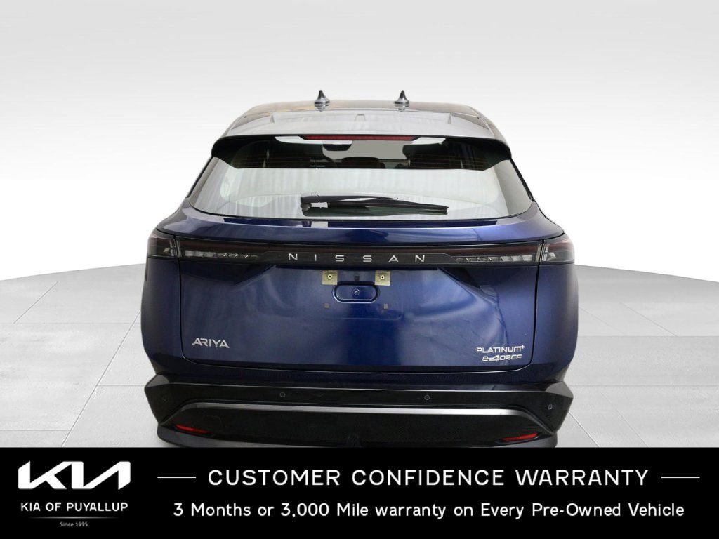 Used 2023 Nissan Ariya AWD/4WD image 6