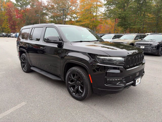 Used 2023 Jeep Wagoneer Series II AWD/4WD image 8