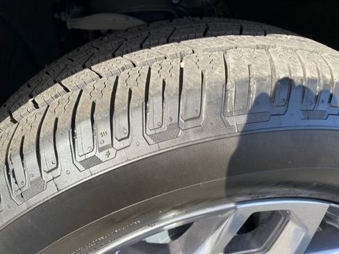 Certified 2023 GMC Sierra 1500 SLT w/ SLT Premium Package image 24