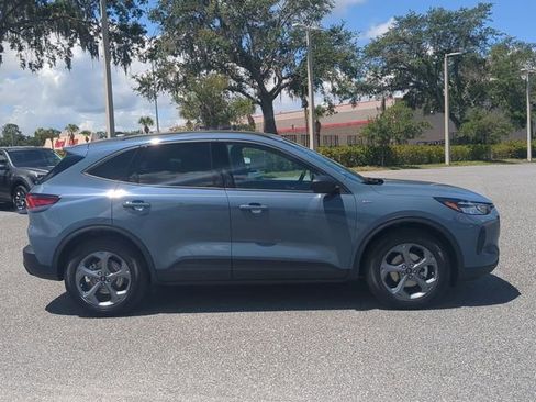 New 2025 Ford Escape ST-Line w/ Equipment Group 301A image 15