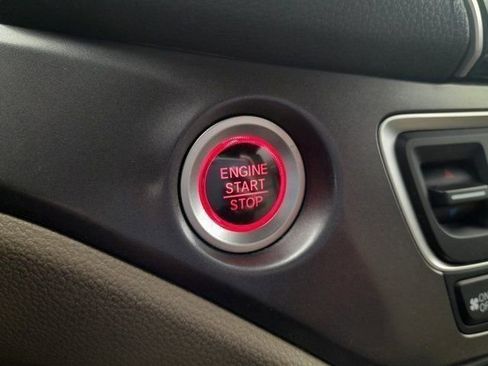 Used 2020 Honda Pilot EX-L image 19
