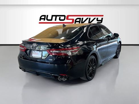 Used 2023 Toyota Camry XSE FWD image 7