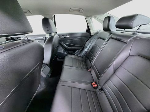 Used 2023 Volkswagen Jetta SE FWD image 23