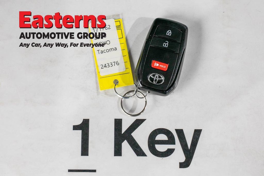 Used 2026 Toyota Tacoma SR5 AWD/4WD image 23
