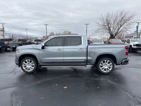 Used 2023 Chevrolet Silverado 1500 High Country w/ Technology Package image 4