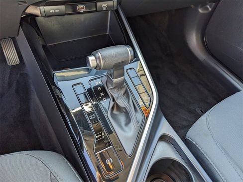 Certified 2025 Kia Niro LX image 27