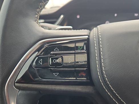 Used 2022 Jeep Grand Cherokee L Overland image 24