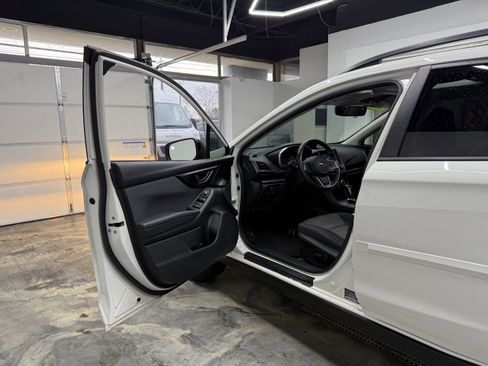 Used 2021 Subaru Crosstrek 2.0i Premium w/ Moonroof Package image 9