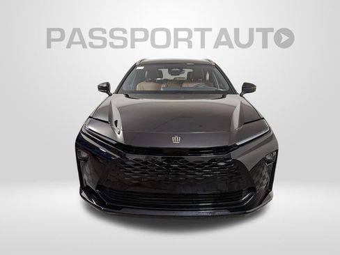 Used 2025 Toyota Crown Signia image 11