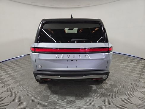 Used 2024 Rivian R1S Adventure AWD/4WD image 4