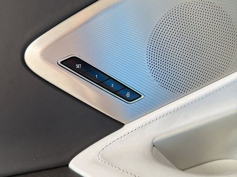 Used 2020 Chevrolet Corvette Stingray w/ 3LT Preferred Equipment Group image 11