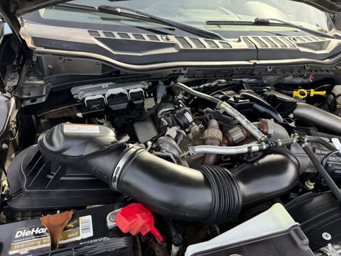 Used 2019 Ford F350 XLT w/ XLT Value Package AWD/4WD image 10