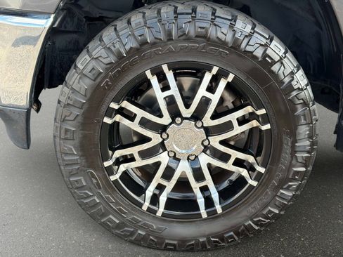 Used 2019 RAM 1500 Big Horn AWD/4WD image 10