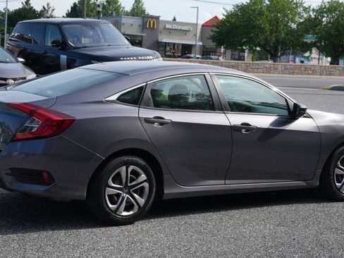 Used 2018 Honda Civic LX image 5