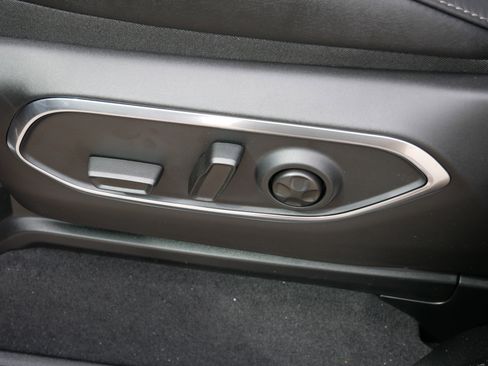 New 2026 Jeep Grand Wagoneer Limited AWD/4WD image 11