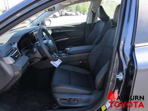 New 2026 Toyota Camry XLE image 7