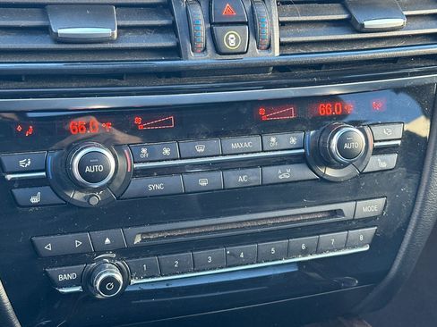 Used 2016 BMW X5 xDrive40e image 20