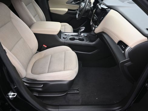 Used 2023 Chevrolet Traverse LS AWD/4WD image 26