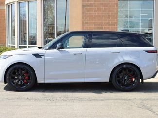 New 2025 Land Rover Range Rover Sport Dynamic SE video 2